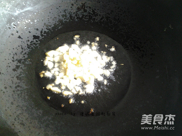 肉末蒸<a href=/shicai/shucai/DouJiao/index.html target=_blank><u>豆角</u></a>的做法