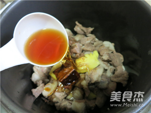 启东风味烧<a href=/shicai/rouqin/YangRou/index.html target=_blank><u>羊肉</u></a>的做法