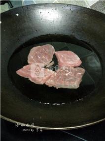 冷水<a href=/shicai/rouqin/NiuRou/index.html target=_blank><u>牛肉</u></a>