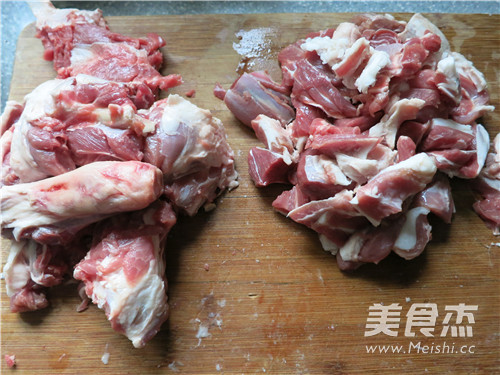 启东风味烧<a href=/shicai/rouqin/YangRou/index.html target=_blank><u>羊肉</u></a>的做法