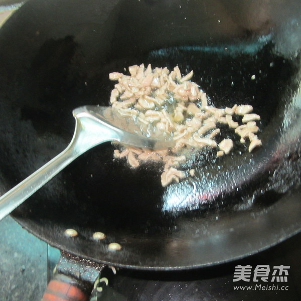 肉蒸<a href=/shicai/shucai/DouJiao/index.html target=_blank><u>豆角</u></a>的做法