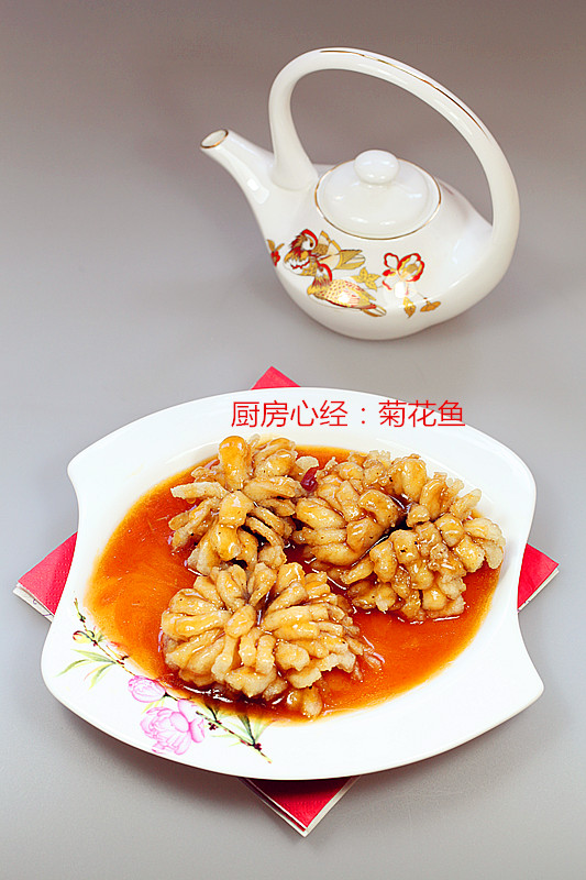 <a href=/shicai/shucai/JuHua/index.html target=_blank><u>菊花</u></a>鱼怎么做