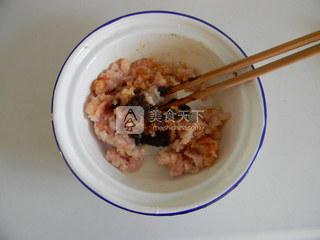 清蒸<a href=/shicai/mimian/DouFu/index.html target=_blank><u>豆腐</u></a>狮子头