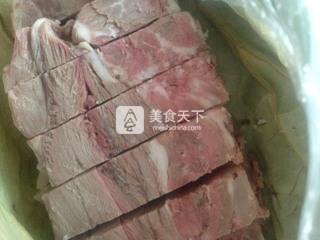 <a href=/shicai/rouqin/YangRou/index.html target=_blank><u>羊肉</u></a>烩<a href=/shicai/mimian/FenPi/index.html target=_blank><u>粉皮</u></a>