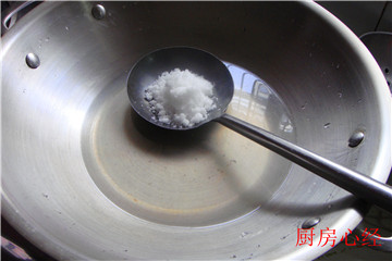 新西湖<a href=/shicai/diaoweipin/Cu/index.html target=_blank><u>醋</u></a>鱼步骤9