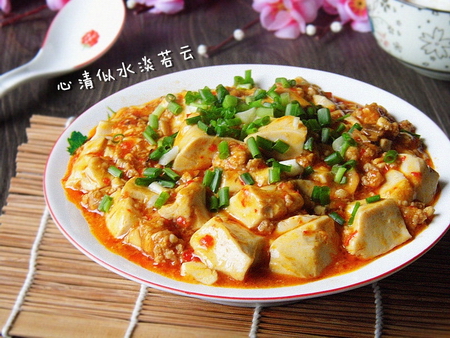 香辣肉末<a href=/shicai/mimian/DouFu/index.html target=_blank><u>豆腐</u></a>的做法