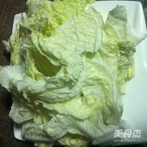 <a href=/shicai/rouqin/ZhengJi/index.html target=_blank><u>鸡肉</u></a>火锅的做法