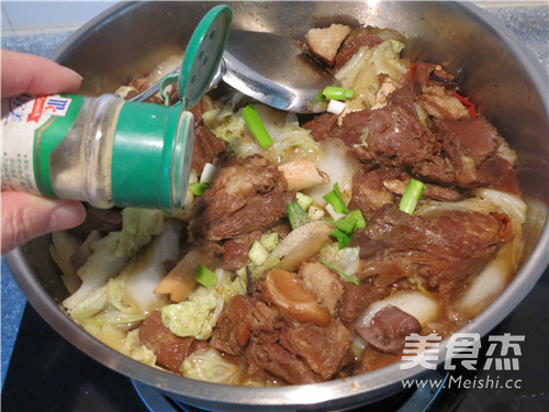 启东风味烧<a href=/shicai/rouqin/YangRou/index.html target=_blank><u>羊肉</u></a>的做法