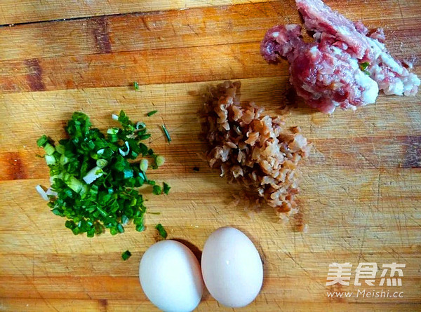 潮汕菜脯煎蛋的做法
