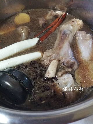 香卤羊小腿