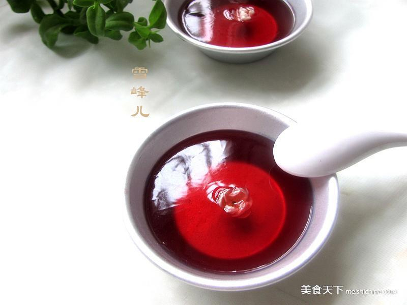 水果朗姆酒花茶果冻