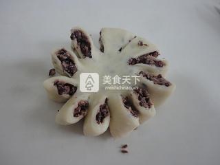 豆沙<a href=/shicai/shucai/JuHua/index.html target=_blank><u>菊花</u></a>酥