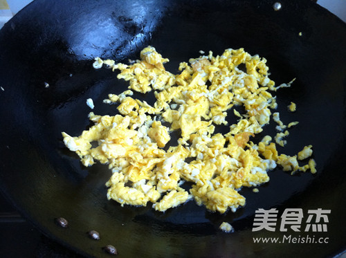 #一人食#<a href=/shicai/shucai/JiuCai/index.html target=_blank><u>韭菜</u></a>虾皮煎饼的做法