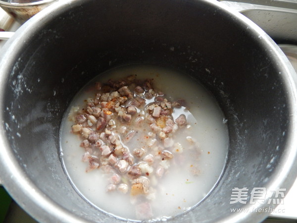 #一人食#<a href=/shicai/rouqin/XianRou/index.html target=_blank><u>咸肉</u></a>菜饭的做法