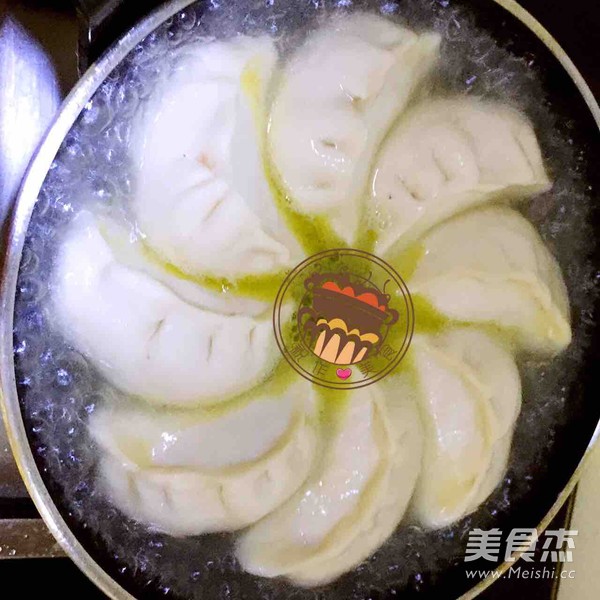 快手锅贴（生煎）的做法