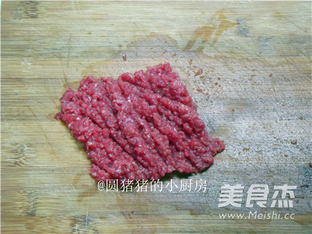 西湖<a href=/shicai/rouqin/NiuRou/index.html target=_blank><u>牛肉</u></a>羹的做法