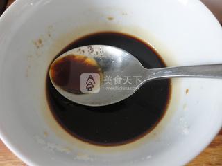 照烧<a href=/shicai/rouqin/JiChi/index.html target=_blank><u>鸡翅</u></a>根饭