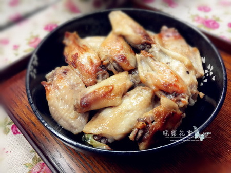 电饭锅盐焗<a href=/shicai/rouqin/JiChi/index.html target=_blank><u>鸡翅</u></a>