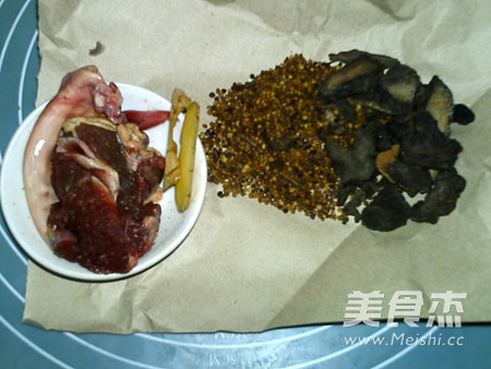 肉苁蓉炖<a href=/shicai/rouqin/NiuRou/index.html target=_blank><u>牛肉</u></a>的做法