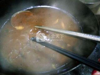 水煮<a href=/shicai/rouqin/NiuRou/index.html target=_blank><u>牛肉</u></a>