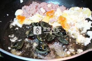 上汤<a href=/shicai/shucai/DouMiao/index.html target=_blank><u>豆苗</u></a>