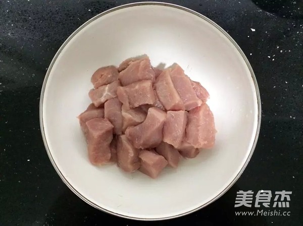 美味<a href=/shicai/rouqin/RouSong/index.html target=_blank><u>肉松</u></a>无添加的做法