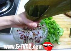 豆沙<a href=/zt/zongzi target=_blank><u>粽子的做法</u></a>3