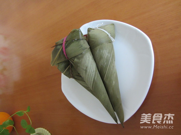 锥子型素<a href=/zt/zongzi target=_blank><u>粽子的做法</u></a>