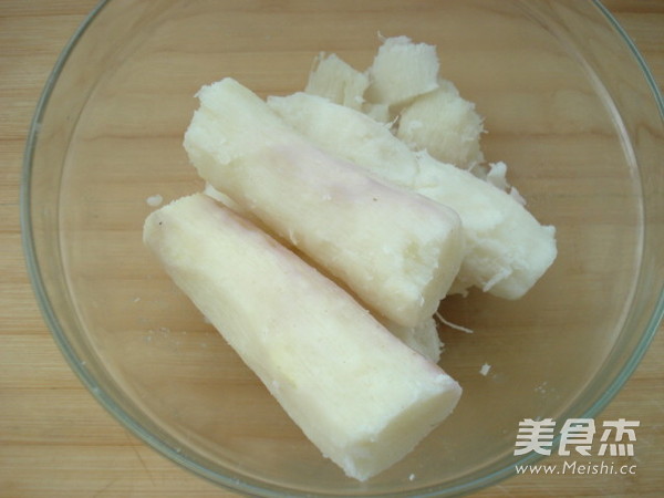 豆沙<a href=/shicai/shucai/ShanYao/index.html target=_blank><u>山药</u></a>糕的做法