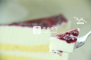 <a href=/shicai/mimian/SuanNai/index.html target=_blank><u>酸奶</u></a>慕斯蛋糕