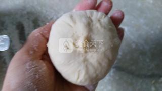 椰蓉<a href=/shicai/mimian/MianBao/index.html target=_blank><u>面包</u></a>