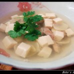 百合瘦肉豆腐汤的做法