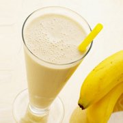 【香蕉牛奶】香蕉牛奶怎么做_香蕉牛奶可以美白吗