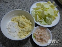 虾皮圆白菜玉米面疙瘩的做法