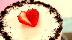 草莓芝士慕斯的做法视频