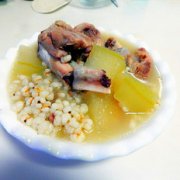 冬瓜薏仁排骨汤的做法