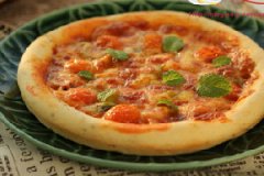烤肉番茄披萨的家常做法
