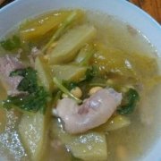 鸭肉黄豆苦瓜汤的做法