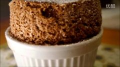 Soufflé au chocolat 巧克力舒芙蕾的做法视频