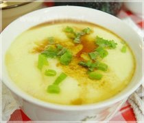 【芝麻油蒸鸡蛋】芝麻油蒸鸡蛋食疗法