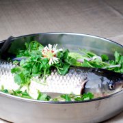 【清蒸草鱼的做法】清蒸草鱼的营养价值_清蒸草鱼要蒸多久