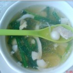 香菇韭菜肉片汤