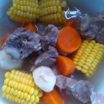 排骨胡萝卜玉米马蹄汤的做法