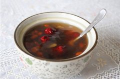 红枣桂圆枸杞茶的功效和饮用技巧