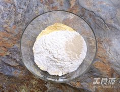 香软玉米饼的做法