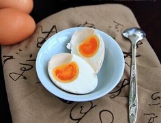 腌咸鸡蛋的方法