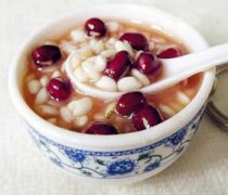 【薏米红豆粥的功效】薏米红豆粥的禁忌_薏米红豆粥的做法