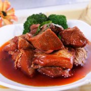 【牛肉红烧白萝卜】牛肉白萝卜汤的做法_肉如何去除膻味