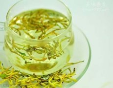 夏天喝金银花茶可清热解毒