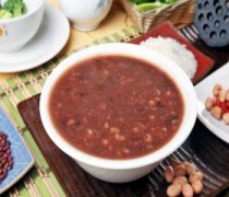 【薏米红豆粥的禁忌】薏米红豆粥的功效_薏米红豆粥的做法
